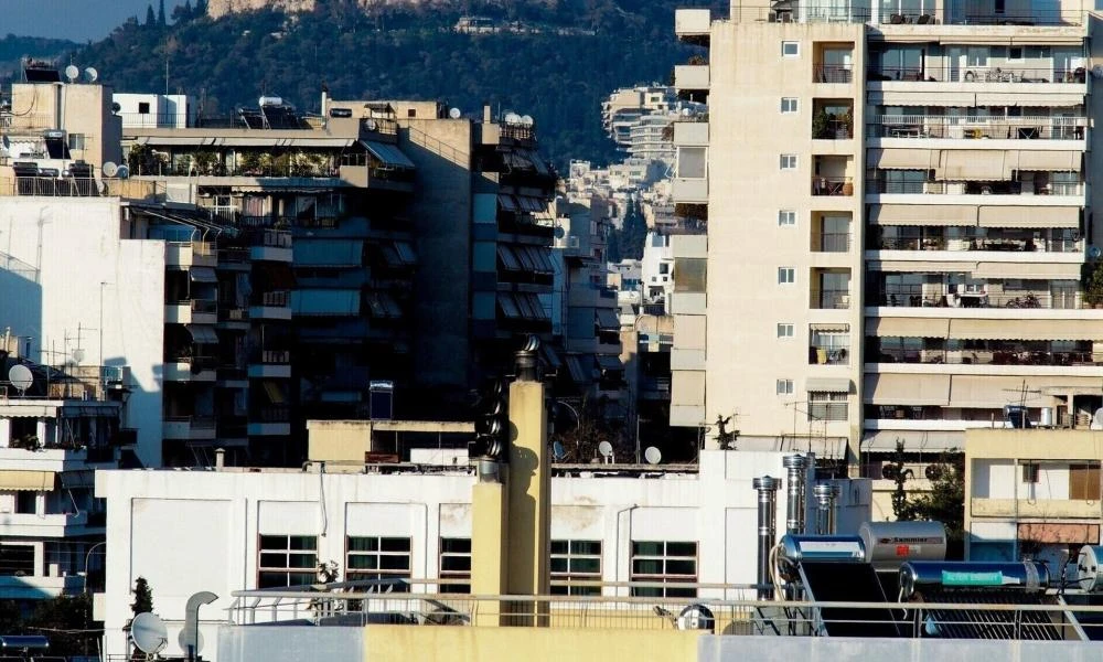 Ακίνητα: Χαμός στα συμβολαιογραφικά γραφεία με πάνω από 135.000 υποθέσεις μεταβιβάσεων